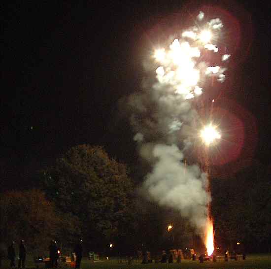 Henfield St. Peter's School firework display, 10th November 2001.