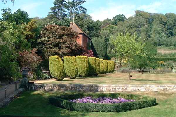 Groombridge Place Gardens - Dave Parker's photographs