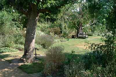Groombridge Place Gardens - Dave Parker's photographs