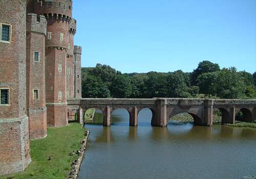 Herstmonceux Castle Gardens