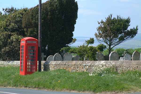 Telephone kiosk by Chale church