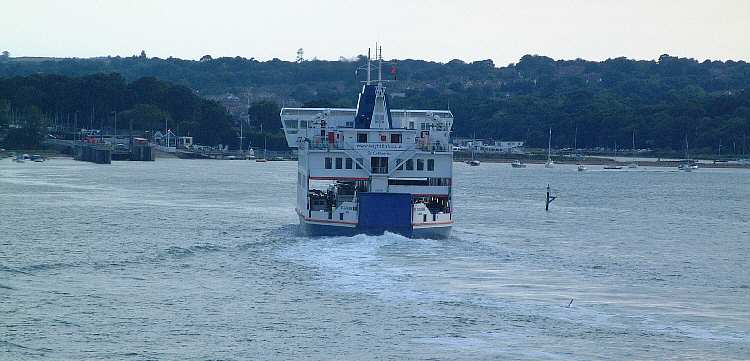 photo of fishbourne ferry in 2001
