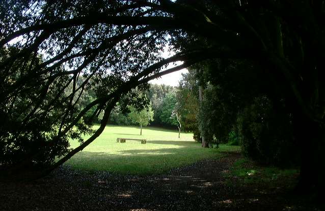 Los Altos Park, Sandown