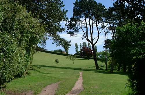 Los Altos Park, Sandown