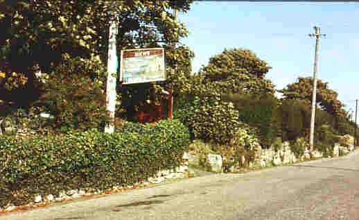 Buddle Inn telephone kiosk