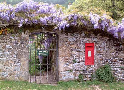 Mottistone manor postbox