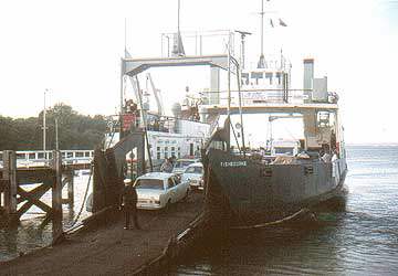 photo of fishbourne ferry