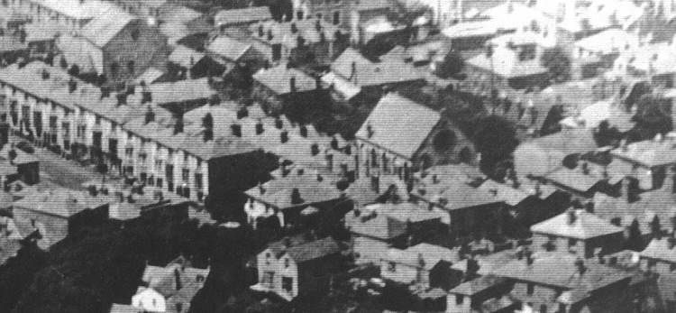 Detailed view from old photo of Ventnor from the air