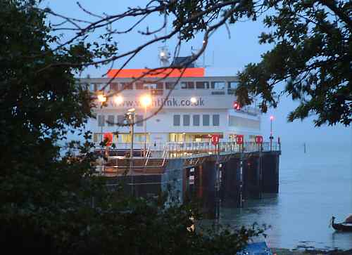 Whitelink ferry atf fishbourne  in 2001