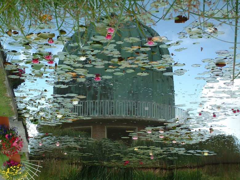 Herstmonceux telescope dome reflection