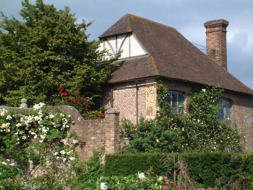 rose garden towards cottage